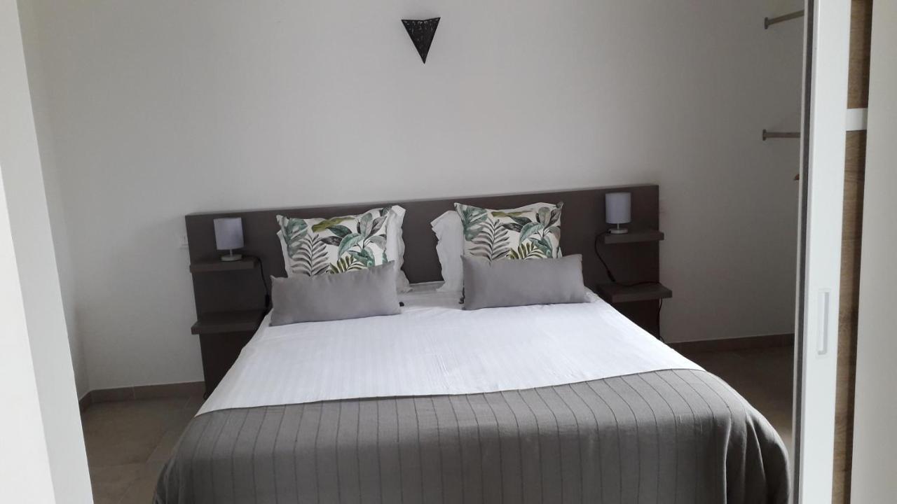 domaine de kerbillec Bed & Breakfast Theix Dış mekan fotoğraf